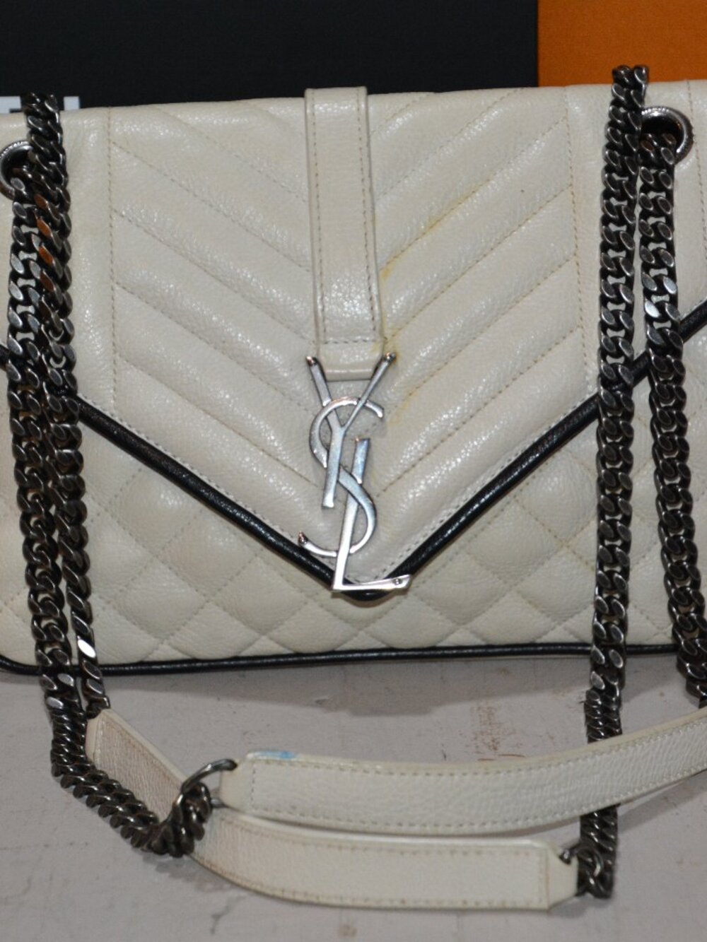 YSL Medium Envelope Bag in Tri-Quilt